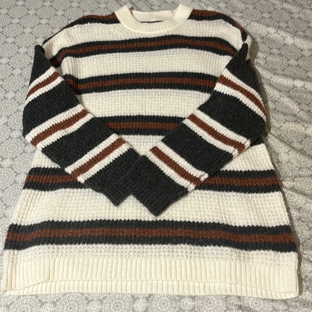 American Eagle oversized sweater